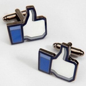 Facebookowe spinki do mankietów