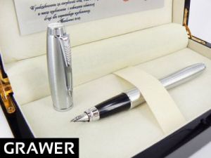 Ekskluzywne Pióro wieczne Parker Urban Metallic CT Grawer Tabliczka Dedykacja Drewniane pudełko